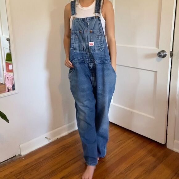 Round House Mens 50 Denim Bib Carpenter Overalls Unisex Vintage Work Granola - Picture 3 of 15